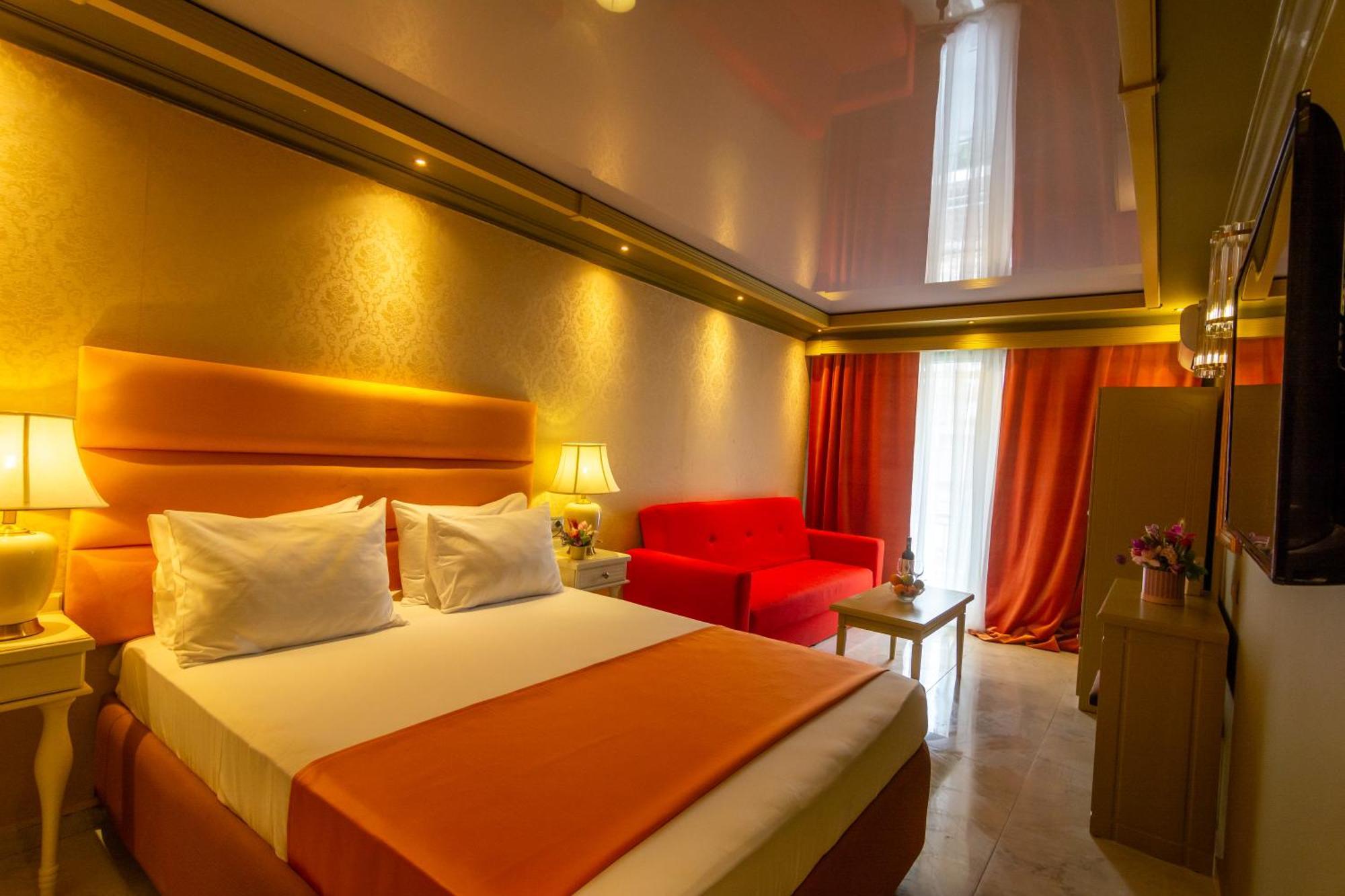 Hotel Craiova By Phoenicia Blue View Olimp Room photo